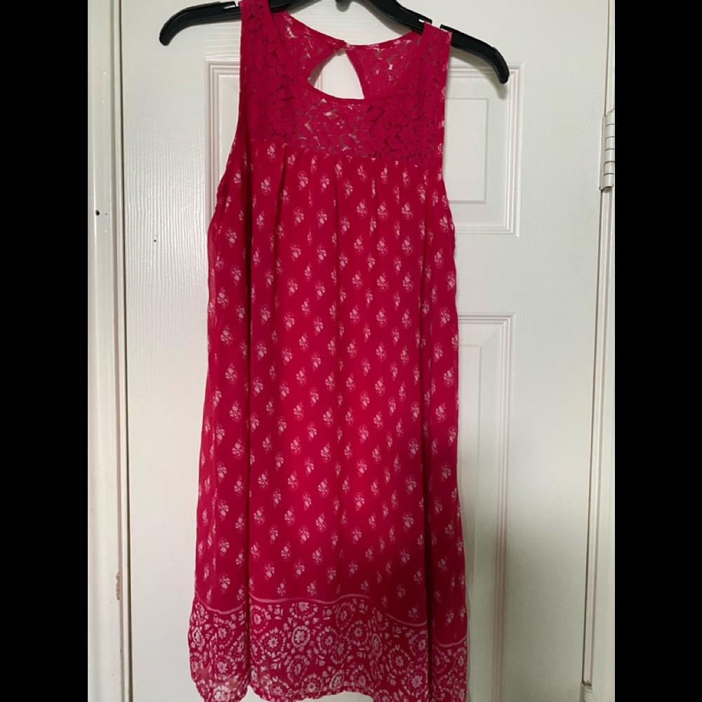 Gently used summer dress. Abercrombie kids. No signs of wear or tear. Size XL